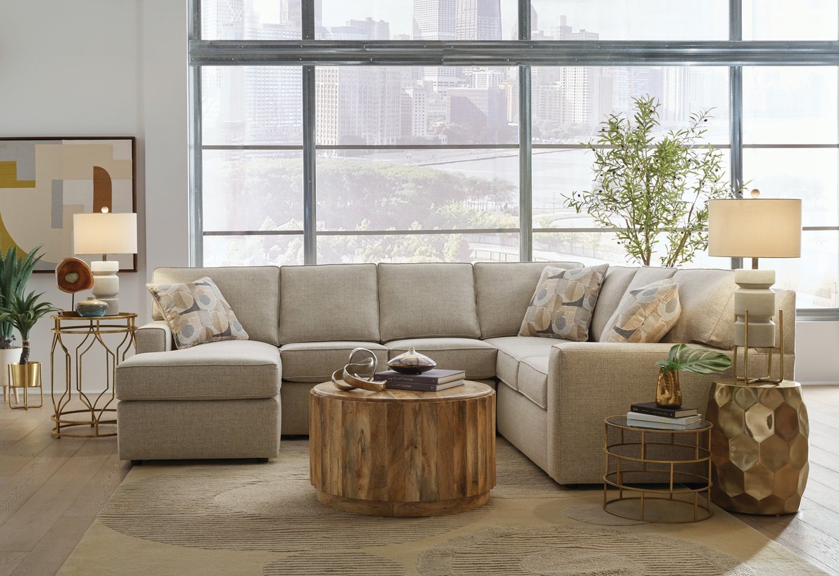 2023 Leigh Sectional w Chaise - Room Scene