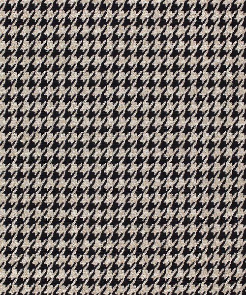 2558-99 M11881 Carob