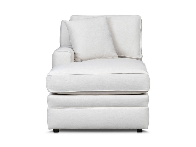 1946-040Q1 LAF Chaise Front