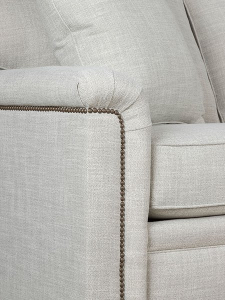 4287-3Q7 Warren Sofa Self Pillows Detail