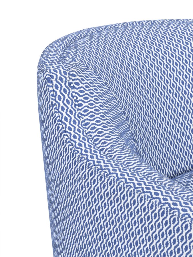 9079-8C18 Chair Detail