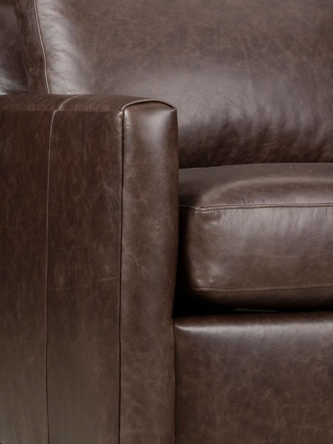 L2144-120 LAF Loveseat Detail