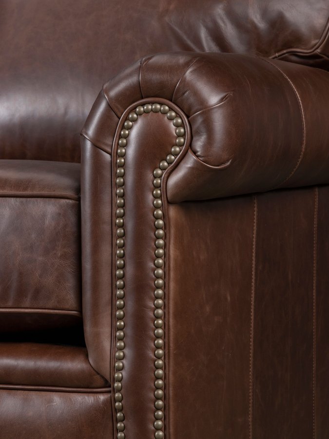 L6751-1 Harrison Loveseat Detail